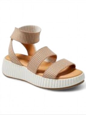 FALLS CREEK Platform Sandal Darla